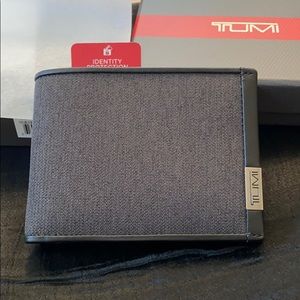 TUMI Wallet New with box Alpha SLG